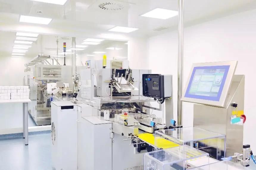 PC的攝像頭模組、電容屏連署部位、按鈕部位、光驅(qū)感應磁頭、接收天線等部位，均有FPC電路板的影子